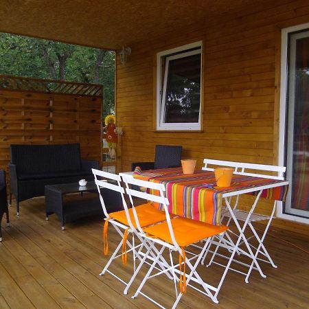 Chalet 2 Pers. + Bebe Montolieu Εξωτερικό φωτογραφία