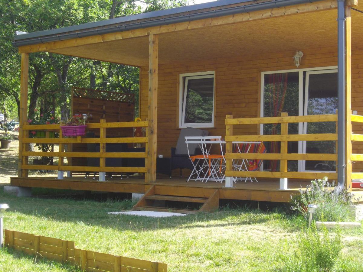 Chalet 2 Pers. + Bebe Montolieu Εξωτερικό φωτογραφία