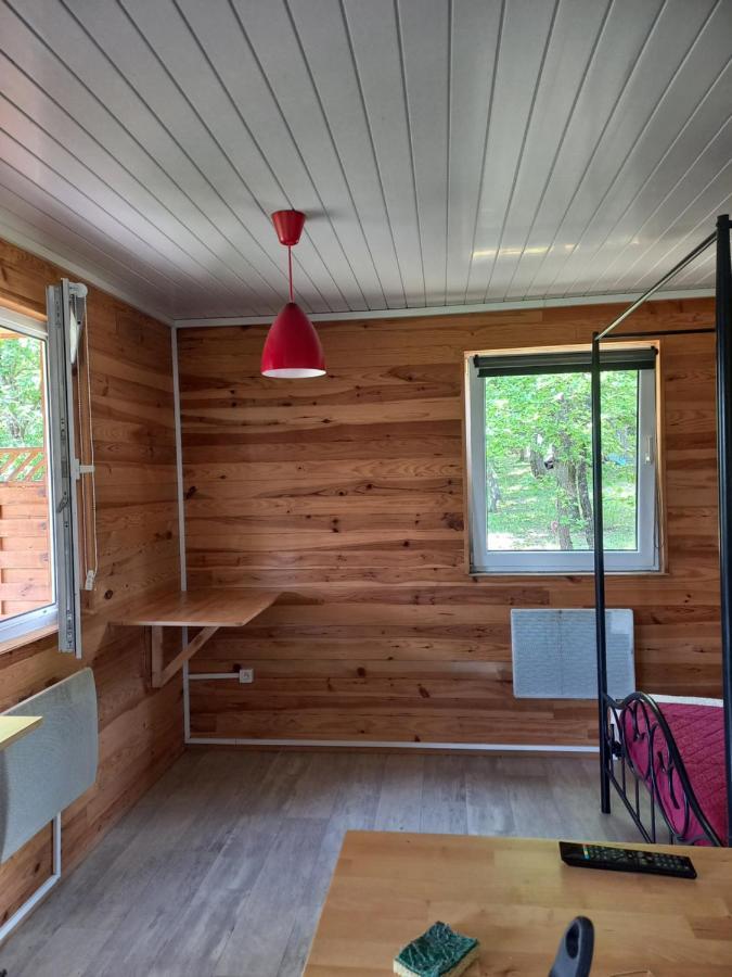 Chalet 2 Pers. + Bebe Montolieu Εξωτερικό φωτογραφία